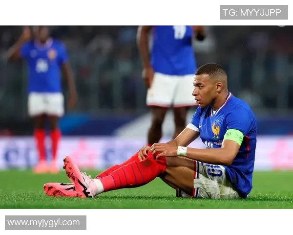 小黑与足球明星之间的友谊与成长故事探讨 小黑与足球明星之间的友谊与成长故事探讨