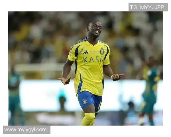 全球足球明星身高排行榜前十名揭秘你不知道的高个子球员