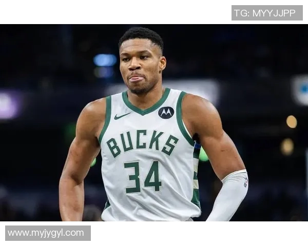 字母哥拒绝提前续约关注雄鹿能否在新赛季争夺总冠军 字母哥拒绝提前续约关注雄鹿能否在新赛季争夺总冠军